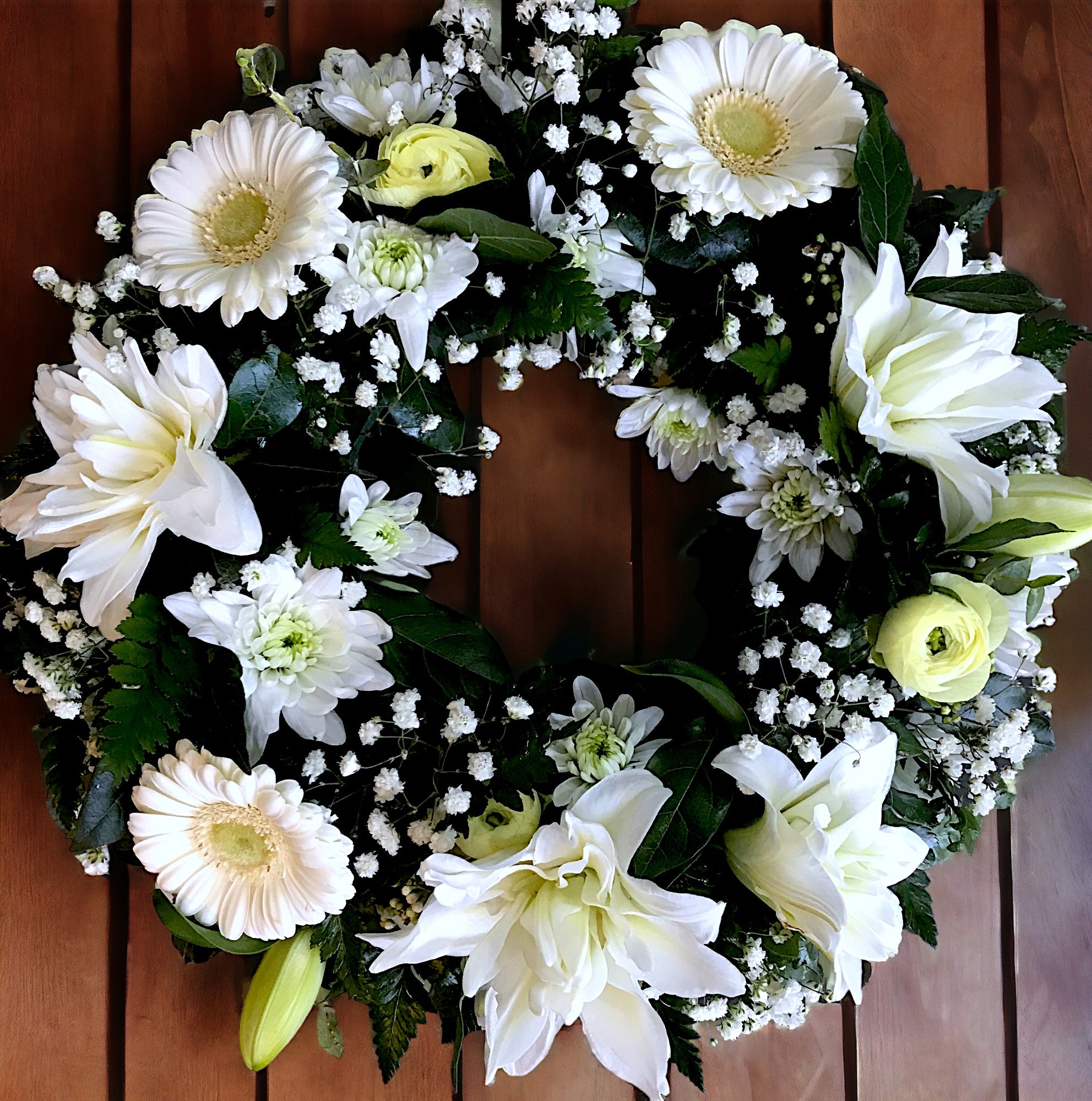 Classic Whites Wreath